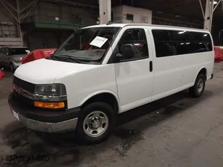 2020 Chevrolet Express Passenger LT with VIN 1GAZGPFG7L1182805, listed as a IAAI auction lot 41862398 with 88,246 mi miles. Bid and sale history available at carsss.com. Image 17.