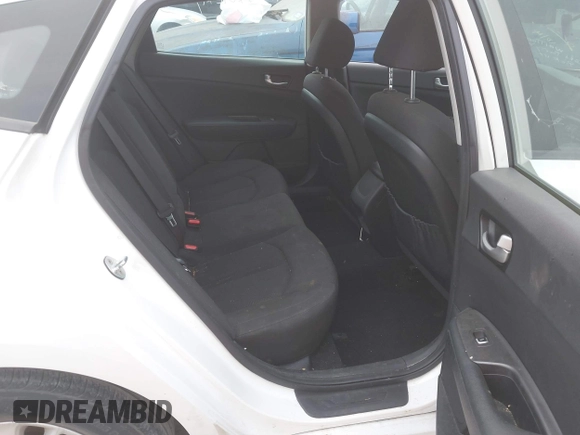 2016 Kia Optima LX with VIN KNAGT4L39G5104726, listed as a IAAI auction lot 40950914 with 128,728 mi miles. Bid and sale history available at carsss.com. Image 8.