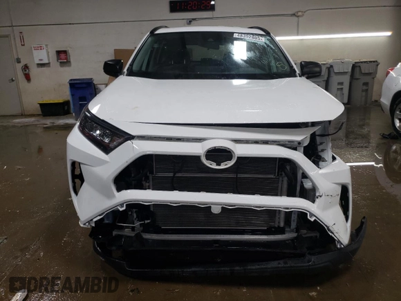 2021 Toyota RAV4 Hybrid LE with VIN 4T3LWRFV0MU034668, listed as a Copart auction lot 48392805 with 40,318 mi miles and Salvage Title. Bid and sale history available at carsss.com. Image 5.