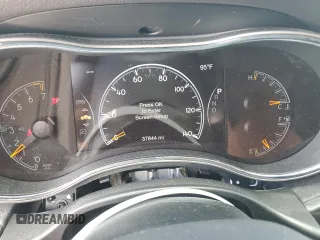 2019 Jeep Grand Cherokee Limited с VIN 1C4RJFBG0KC832120, выставлен на аукционе Copart как лот 61640695 с пробегом 37 844 миль миль и Списание • Salvage title. История ставок и продаж доступна на DreamBid. Изображение 9.