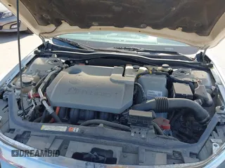 2010 Ford Fusion Hybrid с VIN 3FADP0L3XAR149879, выставлен на аукционе IAAI как лот 42628555 с пробегом 82 855 миль миль и . История ставок и продаж доступна на DreamBid. Изображение 10.