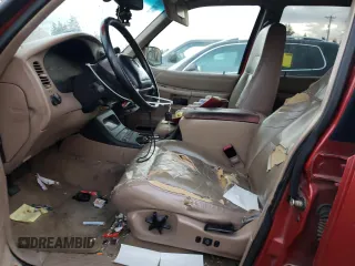 2001 Mercury Mountaineer с VIN 4M2DU66E11UJ12905, выставлен на аукционе Copart как лот 86194634 с пробегом 296 631 миль миль и Чистый • Clean title. История ставок и продаж доступна на DreamBid. Изображение 7.
