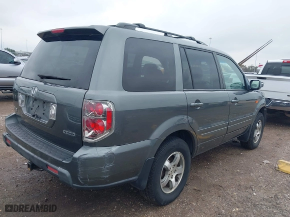 2008 Honda Pilot EX with VIN 5FNYF184X8B038749, listed as a IAAI auction lot 41419942 with 142,857 mi miles. Bid and sale history available at carsss.com. Image 4.