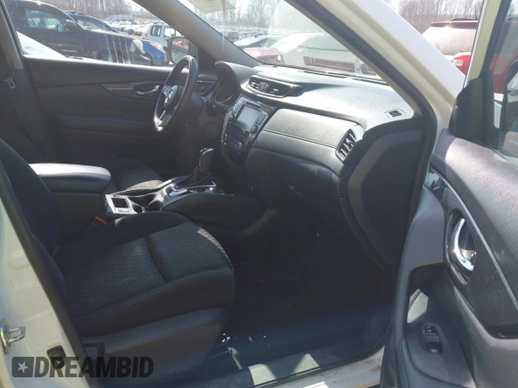 2020 Nissan Rogue S with VIN KNMAT2MV0LP511443, listed as a IAAI auction lot 41810629 with 151,606 mi miles. Bid and sale history available at carsss.com. Image 5.