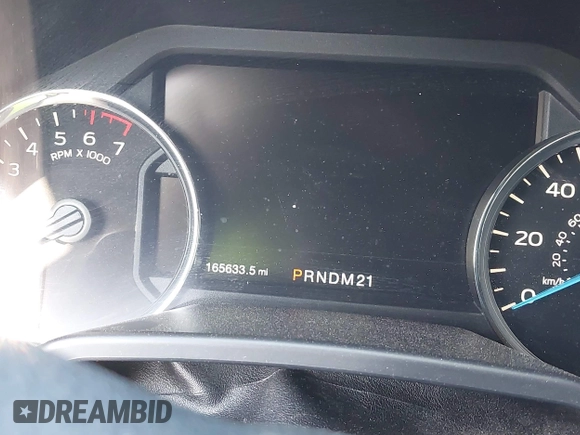 2016 Ford F-150 XLT with VIN 1FTFX1EF6GFC38032, listed as a IAAI auction lot 42459964 with 165,633 mi miles and . Bid and sale history available at DreamBid. Image 15.