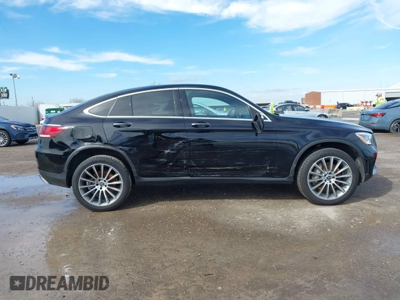 2020 Mercedes-Benz GLC with VIN W1N0J8EB2LF823397, listed as a IAAI auction lot 41469142 with 86,252 mi miles. Bid and sale history available at carsss.com. Image 6.
