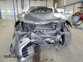 2019 Land Rover Range Rover Velar R-Dynamic SE with VIN SALYL2FV8KA211395, listed as a Copart auction lot 52767055 with 38,478 mi miles and Salvage title. Bid and sale history available at DreamBid. Image 5.