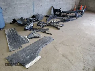 2024 BMW M8 Competition z VIN WBSGV0C0XRCN99229, wystawiony jako Copart lot #54893105 z przebiegiem 17 469 mil mil oraz Szkoda całkowita • Salvage title. Historia ofert i sprzedaży dostępna na DreamBid. Obrazek 12.