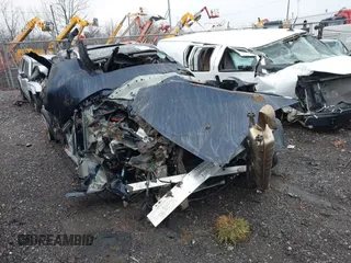 2025 Mazda CX-90 Preferred z VIN JM3KKBHD1S1217521, wystawiony jako IAAI lot #41662904 z przebiegiem Nie podano mil oraz . Historia ofert i sprzedaży dostępna na DreamBid. Obrazek 1.