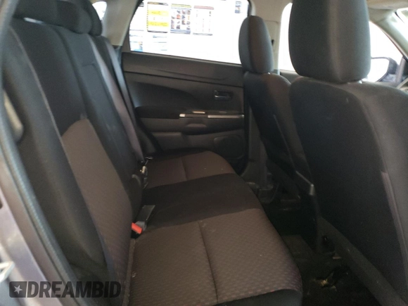 2019 Mitsubishi Outlander ES z VIN JA4AP3AU1KU017981, wystawiony jako Copart lot #60572435 z przebiegiem 111 931 mil mil oraz Czysty tytuł • Clean title. Historia ofert i sprzedaży dostępna na DreamBid. Obrazek 11.