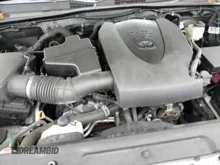 2021 Toyota Tacoma SR5 with VIN 5TFDZ5BN5MX063430, listed as a Copart auction lot 68383525 with 77,941 mi miles and Salvage title. Bid and sale history available at DreamBid. Image 13.