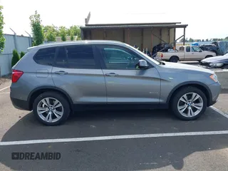 2014 BMW X3 xDrive35i z VIN 5UXWX7C57E0E77619, wystawiony jako IAAI lot #42505109 z przebiegiem 155 472 mil mil oraz . Historia ofert i sprzedaży dostępna na DreamBid. Obrazek 13.