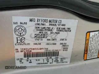 2005 Ford Explorer Limited с VIN 1FMZU75W55UB91766, выставлен на аукционе Copart как лот 46377805 с пробегом Не указан миль и Списание • Salvage title. История ставок и продаж доступна на DreamBid. Изображение 14.