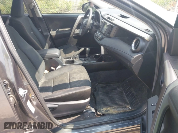 2017 Toyota RAV4 LE с VIN JTMBFREV2HJ701869, выставлен на аукционе IAAI как лот 42422409 с пробегом 98 769 миль миль и . История ставок и продаж доступна на DreamBid. Изображение 5.