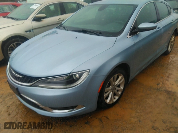 2015 Chrysler 200 Limited with VIN 1C3CCCAG4FN759753, listed as a IAAI auction lot 41557759 with 200,211 mi miles. Bid and sale history available at carsss.com. Image 2.