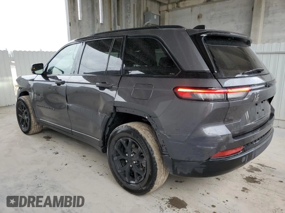 2024 Jeep Grand Cherokee Altitude with VIN 1C4RJGAG4R8546436, listed as a Copart auction lot 81531384 with 24,979 mi miles and Clean title. Bid and sale history available at DreamBid. Image 2.