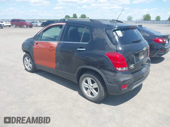 2020 Chevrolet Trax LT with VIN KL7CJLSB6LB014470, listed as a IAAI auction lot 42194730 with Not Provided miles and . Bid and sale history available at DreamBid. Image 3.