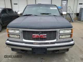 1994 GMC Sierra 1500 with VIN 2GDEK19K2R1544894, listed as a Copart auction lot 81806224 with 208,213 mi miles and Clean Title. Bid and sale history available at DreamBid. Image 5.