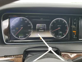 2014 Mercedes-Benz S 550 z VIN WDDUG8FB4EA058513, wystawiony jako Copart lot #59555155 z przebiegiem 76 946 mil mil oraz Szkoda całkowita • Salvage title. Historia ofert i sprzedaży dostępna na DreamBid. Obrazek 9.