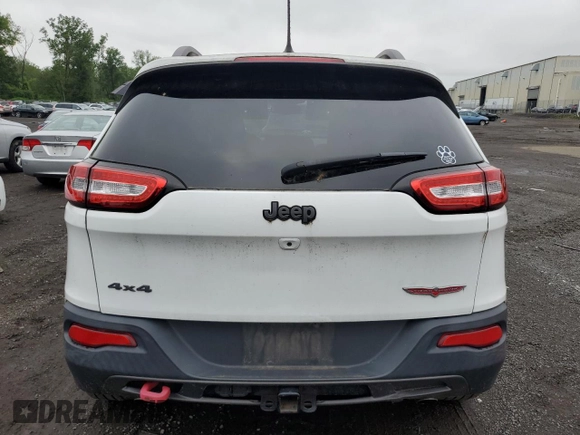 2015 Jeep Cherokee Trailhawk with VIN 1C4PJMBS6FW680963, listed as a Copart auction lot 61306385 with 174,793 mi miles and Clean title. Bid and sale history available at DreamBid. Image 6.