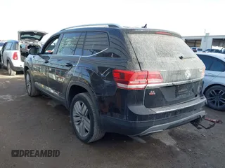 2019 Volkswagen Atlas SE z VIN 1V2UR2CAXKC533741, wystawiony jako IAAI lot #41720450 z przebiegiem 86 662 mil mil oraz . Historia ofert i sprzedaży dostępna na DreamBid. Obrazek 3.