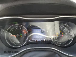 2022 Jeep Cherokee Trailhawk with VIN 1C4PJMBX4ND518870, listed as a Copart auction lot 44784025 with 17,701 mi miles and Salvage Title. Bid and sale history available at carsss.com. Image 9.