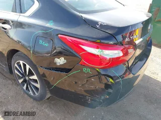 2018 Nissan Altima 2.5 S with VIN 1N4AL3AP3JC149226, listed as a IAAI auction lot 41859948 with 116,854 mi miles. Bid and sale history available at carsss.com. Image 6.
