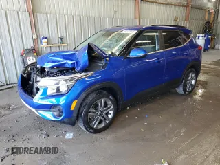 2021 Kia Seltos S z VIN KNDEUCAA7M7082583, wystawiony jako Copart lot #56120905 z przebiegiem 60 011 mil mil oraz Szkoda całkowita • Salvage title. Historia ofert i sprzedaży dostępna na DreamBid. Obrazek 1.