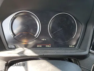2021 BMW X1 sDrive28i z VIN WBXJG7C01M5T72642, wystawiony jako Copart lot #49304325 z przebiegiem 39 124 mil mil oraz Szkoda całkowita • Salvage title. Historia ofert i sprzedaży dostępna na DreamBid. Obrazek 9.
