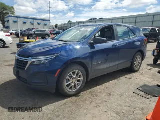 2023 Chevrolet Equinox LS z VIN 3GNAXHEG4PL124734, wystawiony jako Copart lot #61431165 z przebiegiem 106 479 mil mil oraz Czysty tytuł • Clean title. Historia ofert i sprzedaży dostępna na DreamBid. Obrazek 1.