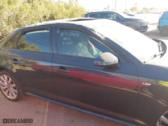2018 Audi A4 Premium with VIN WAUKMAF40JA111783, listed as a IAAI auction lot 41348897 with 1 mi miles. Bid and sale history available at carsss.com. Image 13.