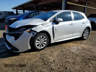 2025 Toyota Corolla Hatchback SE with VIN JTND4MBE9S3240733, listed as a Copart auction lot 42869095 with 3,524 mi miles and Salvage Title. Bid and sale history available at carsss.com. Image 1.