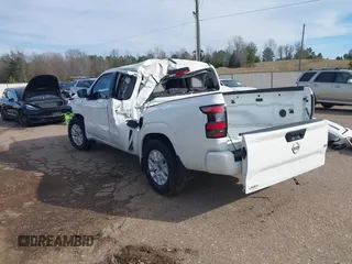 2022 Nissan Frontier SV z VIN 1N6ED1EJ2NN644012, wystawiony jako IAAI lot #41737789 z przebiegiem 25 856 mil mil oraz . Historia ofert i sprzedaży dostępna na DreamBid. Obrazek 3.