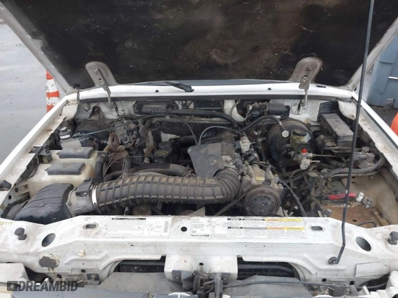 1998 Ford Ranger XL with VIN 1FTYR14XXWPB50753, listed as a IAAI auction lot 40927381 with 352,183 mi miles. Bid and sale history available at carsss.com. Image 10.