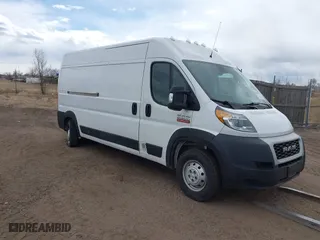2021 Ram ProMaster Cargo Van with VIN 3C6LRVDG6ME559029, listed as a IAAI auction lot 41823774 with 107,817 mi miles. Bid and sale history available at carsss.com. Image 1.
