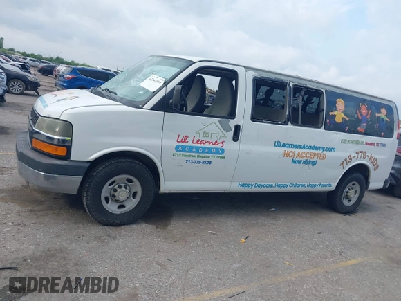 2012 Chevrolet Express Passenger 1LT с VIN 1GAZG1FG3C1154352, выставлен на аукционе IAAI как лот 42148091 с пробегом 83 464 миль миль и . История ставок и продаж доступна на DreamBid. Изображение 6.