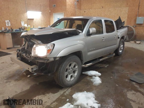 2007 Toyota Tacoma z VIN 5TEMU52N37Z457343, wystawiony jako IAAI lot #41109212 z przebiegiem 149 816 mil mil oraz . Historia ofert i sprzedaży dostępna na DreamBid. Obrazek 18.