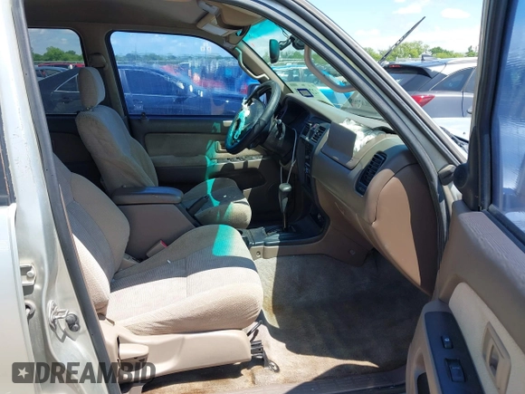 2000 Toyota 4Runner SR5 z VIN JT3GN86R8Y0158722, wystawiony jako IAAI lot #42200093 z przebiegiem 226 949 mil mil oraz . Historia ofert i sprzedaży dostępna na DreamBid. Obrazek 5.