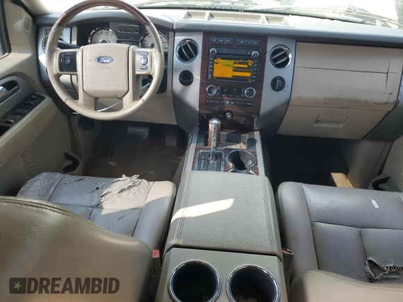 2010 Ford Expedition Limited z VIN 1FMJU1K55AEB52282, wystawiony jako Copart lot #57494535 z przebiegiem 211 434 mil mil oraz Szkoda całkowita • Salvage title. Historia ofert i sprzedaży dostępna na DreamBid. Obrazek 8.