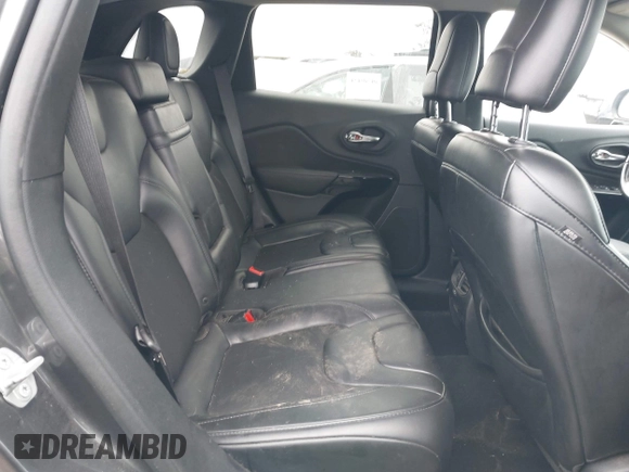 2019 Jeep Cherokee Latitude Plus z VIN 1C4PJLLN6KD326921, wystawiony jako IAAI lot #42442460 z przebiegiem 71 516 mil mil oraz . Historia ofert i sprzedaży dostępna na DreamBid. Obrazek 8.
