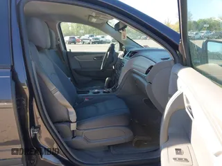 2015 Chevrolet Traverse LS with VIN 1GNKRFED6FJ306644, listed as a IAAI auction lot 42123700 with 97,222 mi miles and . Bid and sale history available at DreamBid. Image 5.