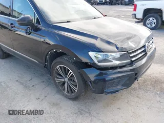 2018 Volkswagen Tiguan SEL z VIN 3VV2B7AXXJM145781, wystawiony jako IAAI lot #42273176 z przebiegiem 86 610 mil mil oraz . Historia ofert i sprzedaży dostępna na DreamBid. Obrazek 6.