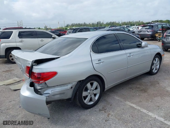 2006 Lexus ES 330 with VIN JTHBA30G665155053, listed as a IAAI auction lot 41961067 with 71,944 mi miles. Bid and sale history available at carsss.com. Image 4.