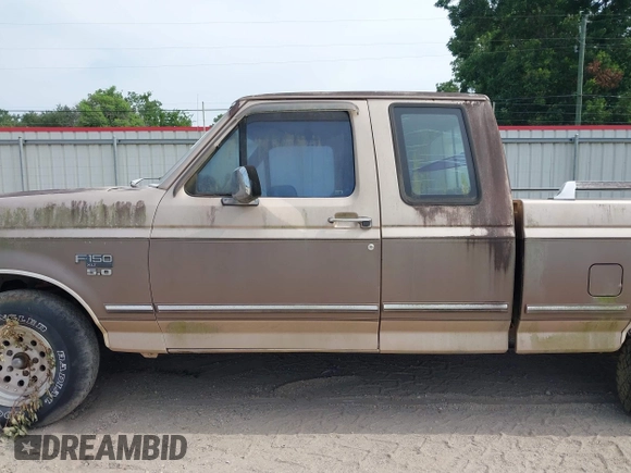 1993 Ford F-150 with VIN 1FTEX15N7PKA64692, listed as a IAAI auction lot 42642325 with Not provided miles and . Bid and sale history available at DreamBid. Image 13.