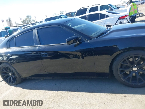 2018 Dodge Charger SXT Plus with VIN 2C3CDXHG9JH281387, listed as a IAAI auction lot 41402210 with 132,881 mi miles and . Bid and sale history available at carsss.com. Image 14.