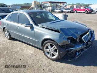 2006 Mercedes-Benz E 350 z VIN WDBUF56J26A864191, wystawiony jako IAAI lot #41713078 z przebiegiem 127 627 mil mil oraz . Historia ofert i sprzedaży dostępna na DreamBid. Obrazek 1.