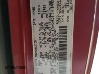 1996 Toyota T100 z VIN JT4JM11D0T0015571, wystawiony jako Copart lot #71107254 z przebiegiem 221 720 mil mil oraz Szkody całkowita. Historia ofert i sprzedaży dostępna na DreamBid. Obrazek 14.