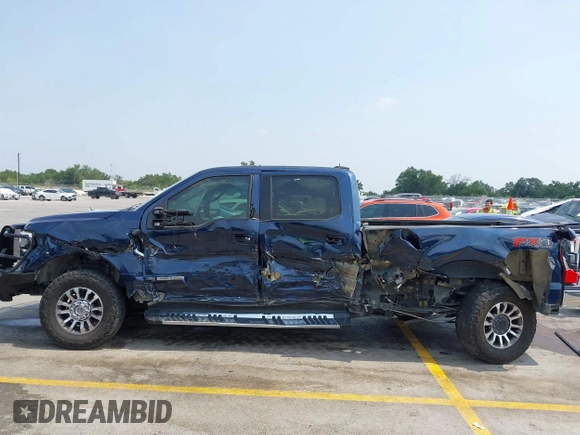 2020 Ford F-250 XL z VIN 1FT7W2BT5LEE94346, wystawiony jako IAAI lot #42275263 z przebiegiem 123 343 mil mil oraz . Historia ofert i sprzedaży dostępna na DreamBid. Obrazek 6.