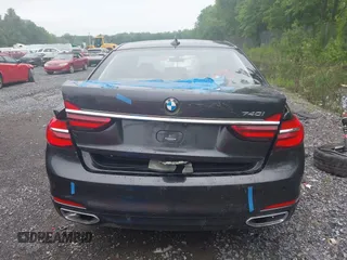 2019 BMW 7 Series 740i с VIN WBA7E2C58KB454665, выставлен на аукционе IAAI как лот 42441437 с пробегом 89 560 миль миль и . История ставок и продаж доступна на DreamBid. Изображение 16.