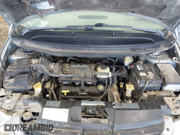 2003 Dodge Caravan Sport with VIN 2D4GP44R63R337716, listed as a IAAI auction lot 42767821 with 200,881 mi miles and . Bid and sale history available at DreamBid. Image 10.